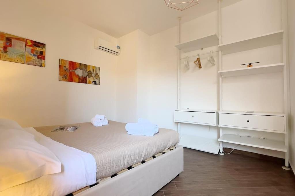 Molo Five Apartment Palermo Eksteriør bilde